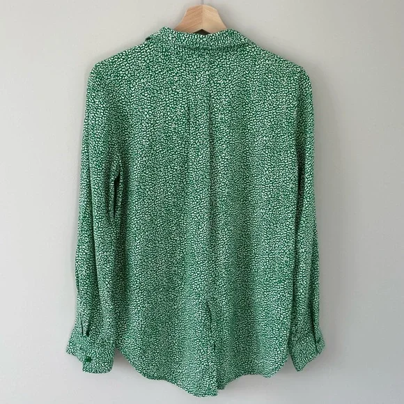 Green Leopard Pattern Blouse - Picture 3 of 3